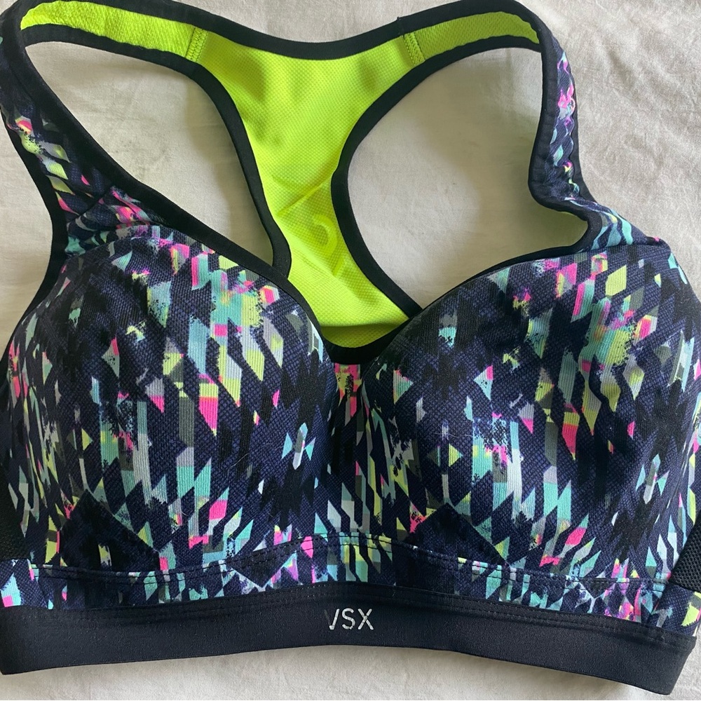 Victoria’s Secret Sports Bra. Size 36B. Lightly worn.